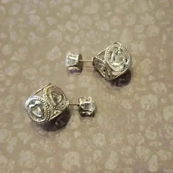 BEAUTIFUL SILVER DOUBLE SIDED EARRINGS - Picture 3 of 5